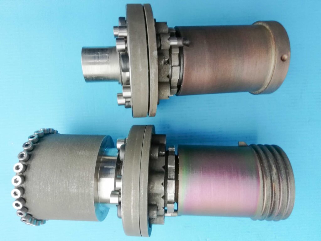 Zwei Mischschlauchköpfe